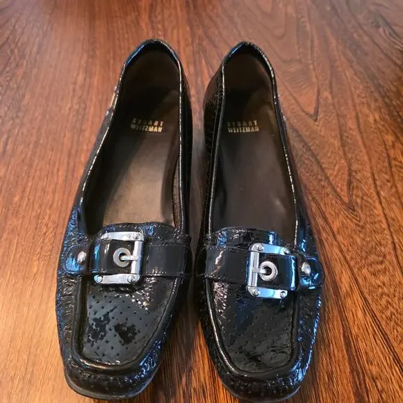 Stuart Weitzman timeless black patent leather Loafer Silver Buckle details 8.5 - Picture 2 of 10